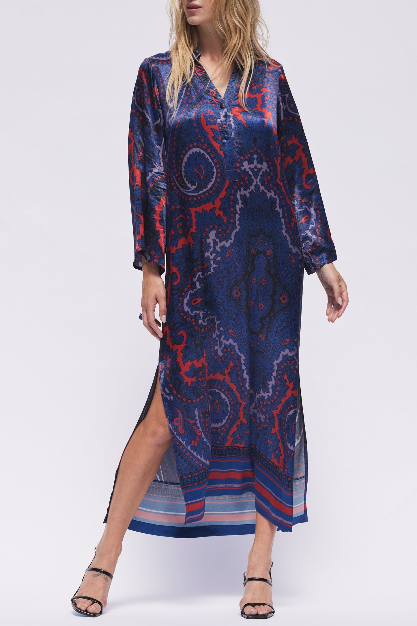 Best Seller Antoinette Pocket Midi Dress by Hermoza