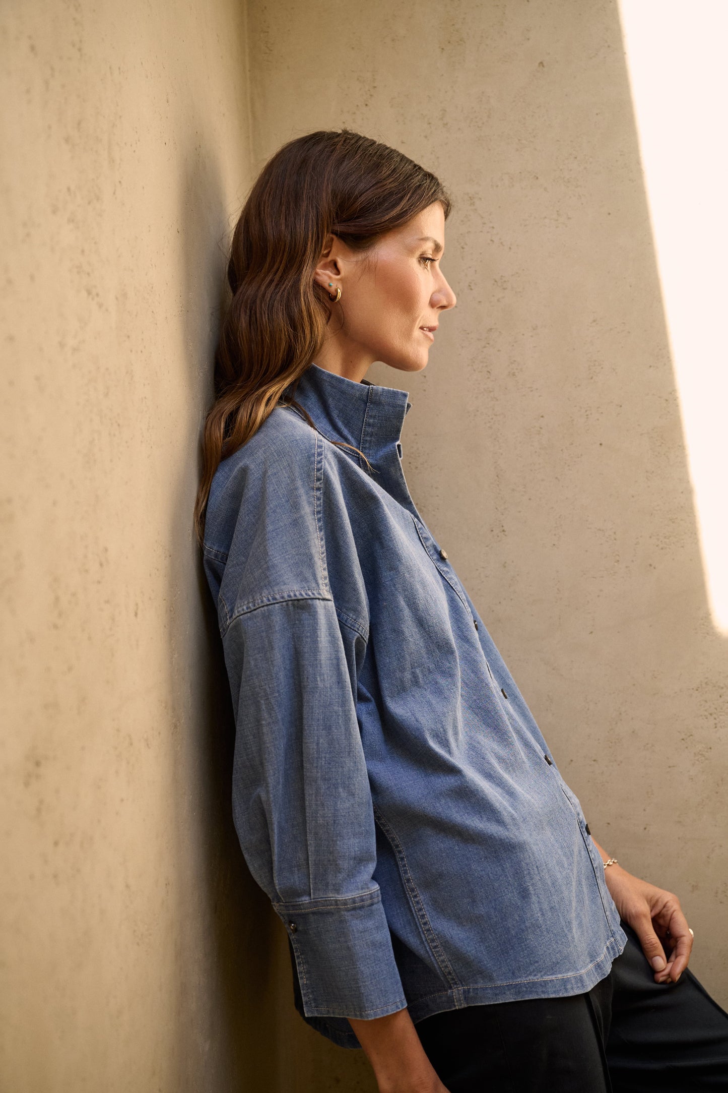 Vera Woven Shirt in Chambray