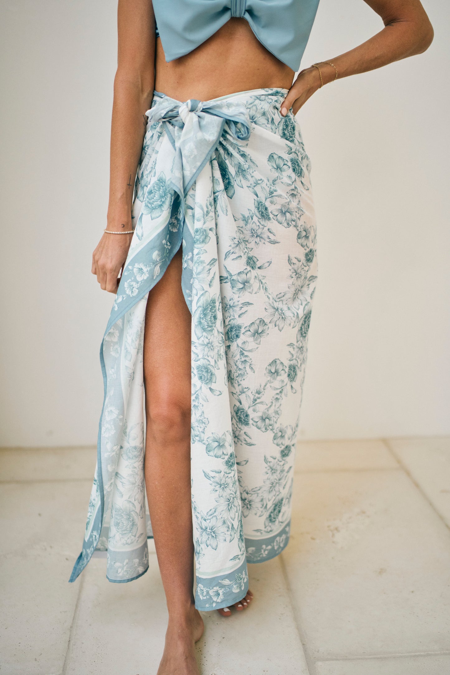 Collins Pareo Wrap in Daylight Saunter