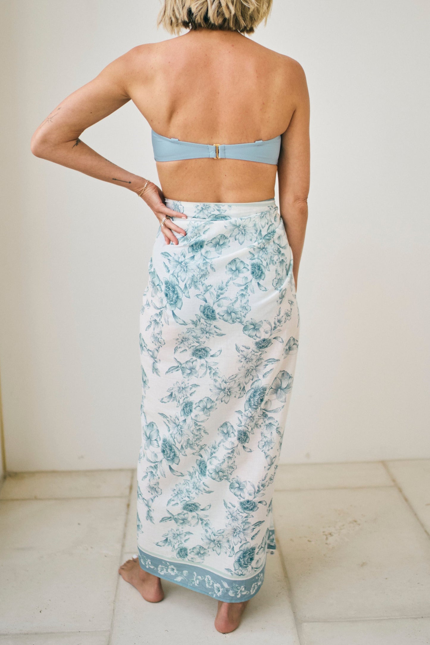 Collins Pareo Wrap in Daylight Saunter