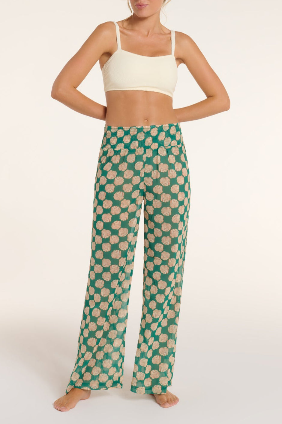 New in Nora High-waisted Pants Cover-up in Green by Hermoza