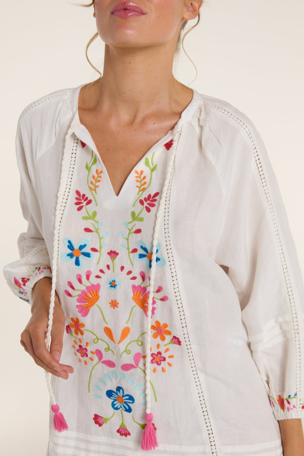 Phoebe Dress in Colorful Embroidery