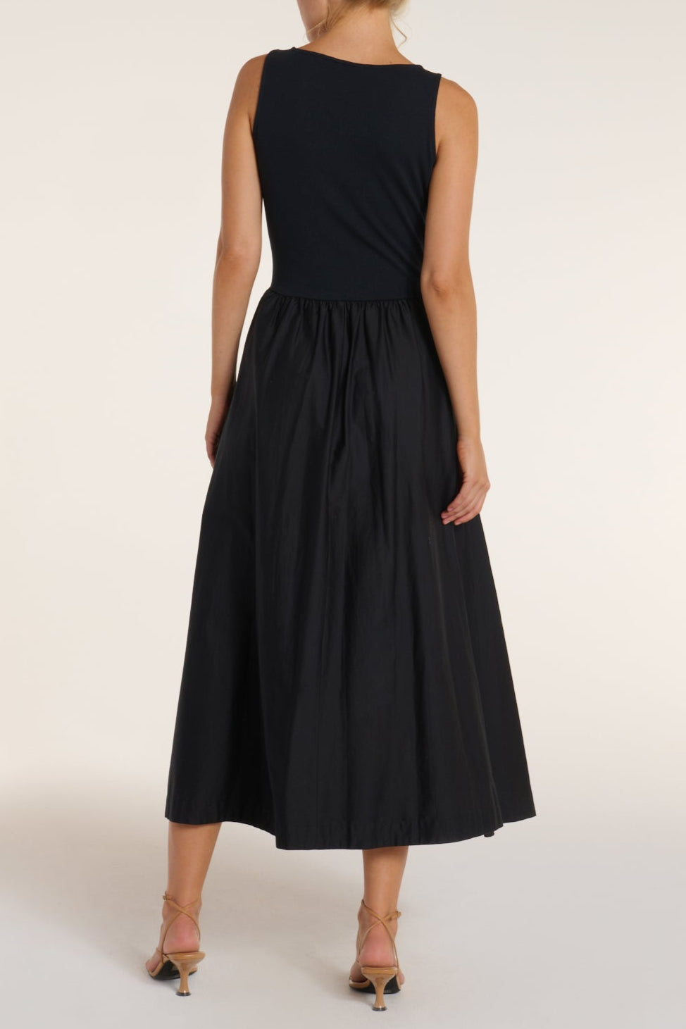 New in Penelope Sleeveless Maxi Dress in Black Beauty by Hermoza