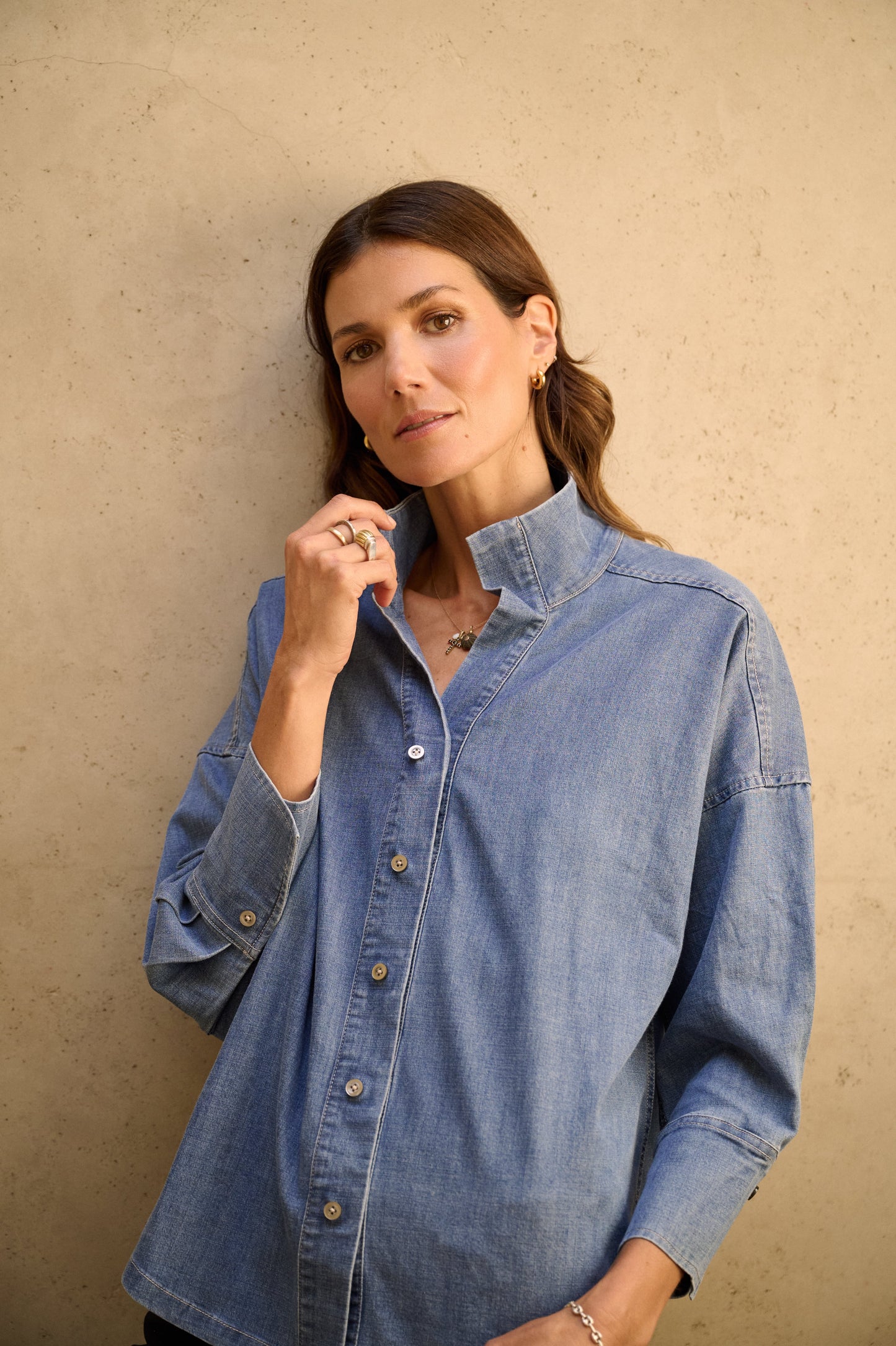 Vera Woven Shirt in Chambray