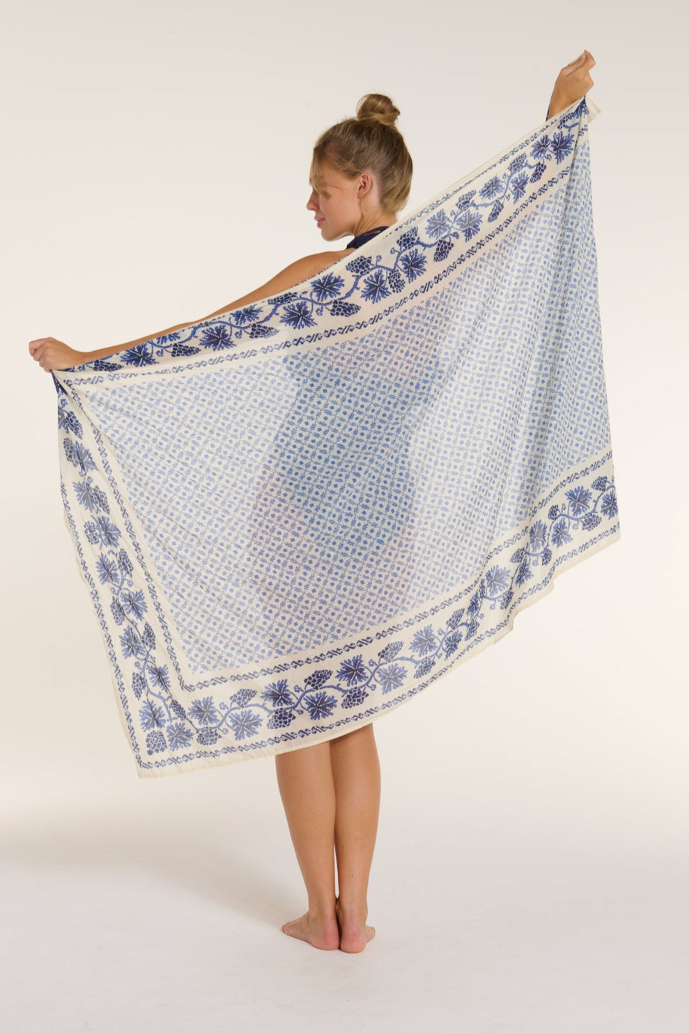 Beautiful Modest Beachwear - Women's Pareo Wraps – Hermoza