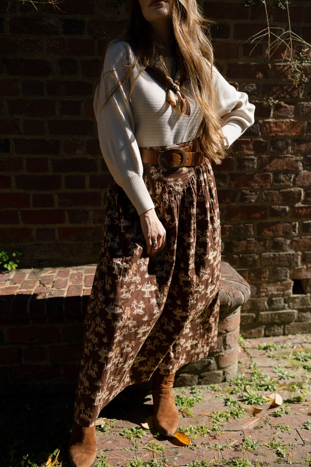 Serena V-Band Skirt in Enchanted Meadow